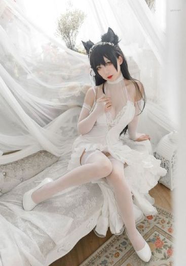 动漫男女扒内衣揉捏胸的视频